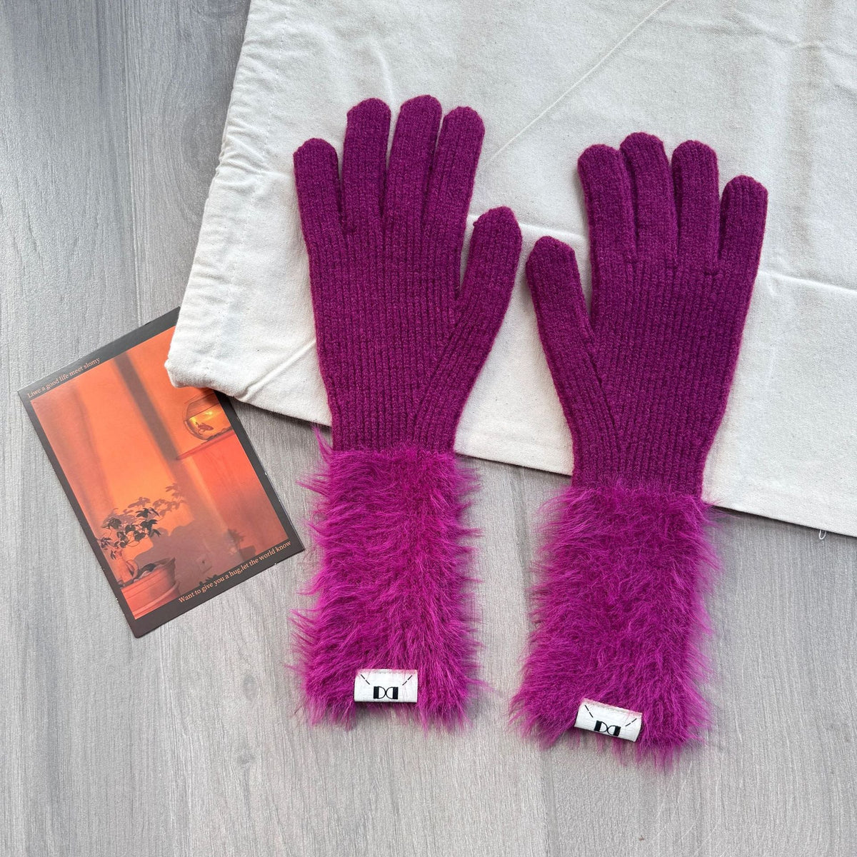 Soft glutinous rabbit fleece gloves girl sweet long leaky finger touch screen plush thick warm all-match cycling five-finger gloves