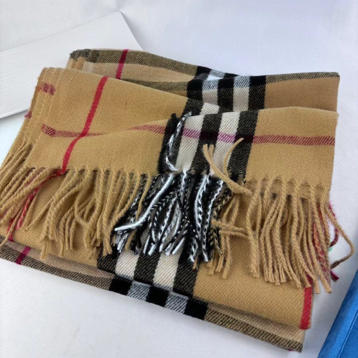 New plaid cashmere scarf Japanese and Korean warm neck scarf fashion tassel autumn winter scarf shawl