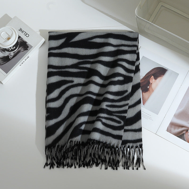 Cross-border new product zebra print scarf for women in autumn and winter, thickened and warm, high-end tassel shawl, Korean version, versatile scarf for men