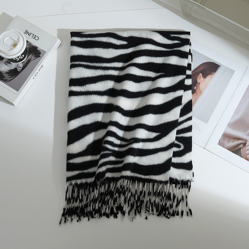 Cross-border new product zebra print scarf for women in autumn and winter, thickened and warm, high-end tassel shawl, Korean version, versatile scarf for men