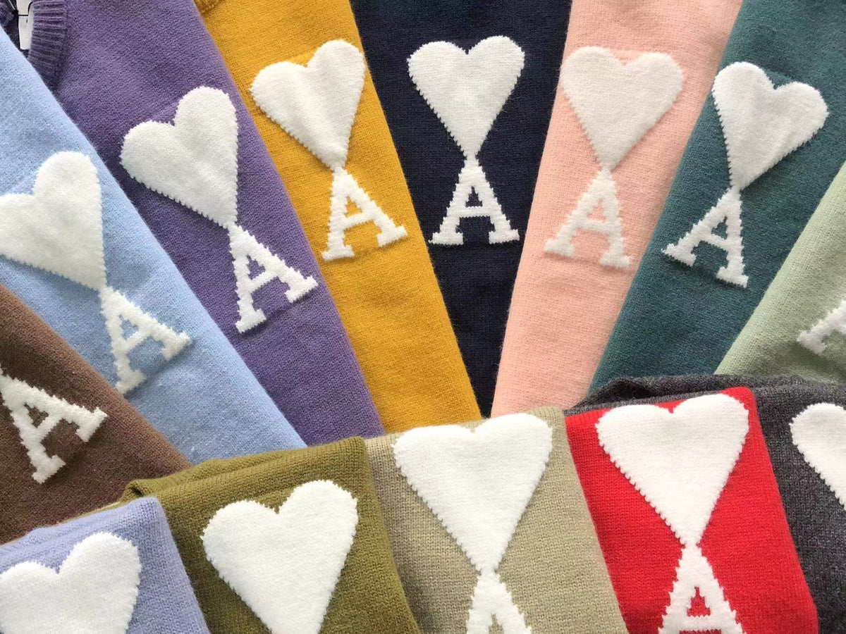 AMI Paris Maxi White Heart Knit Sweater Pink